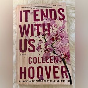 It Ends With Us‎ by Colleen Hoover Hardback Contemporary Romance Novel 2016